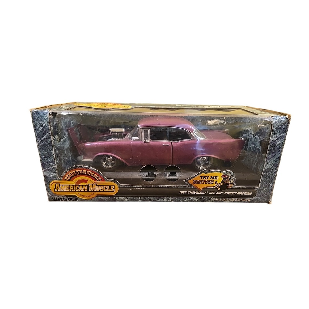 Ready to‎ Rumble 1957 Chevrolet Bel Air Street Machine 1/18 Diecast